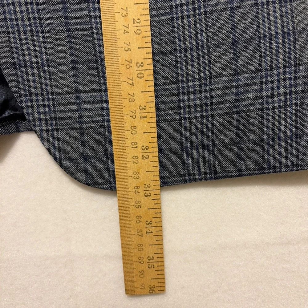 Jos A Bank Blazer Mens 42R Blue Windowpane 100 Wool Tailored Fit Sport Coat